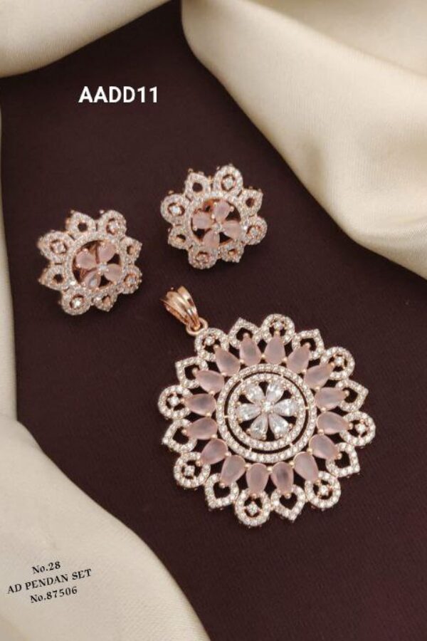 AADD11 Sophisticated AD Pendant Set For Women