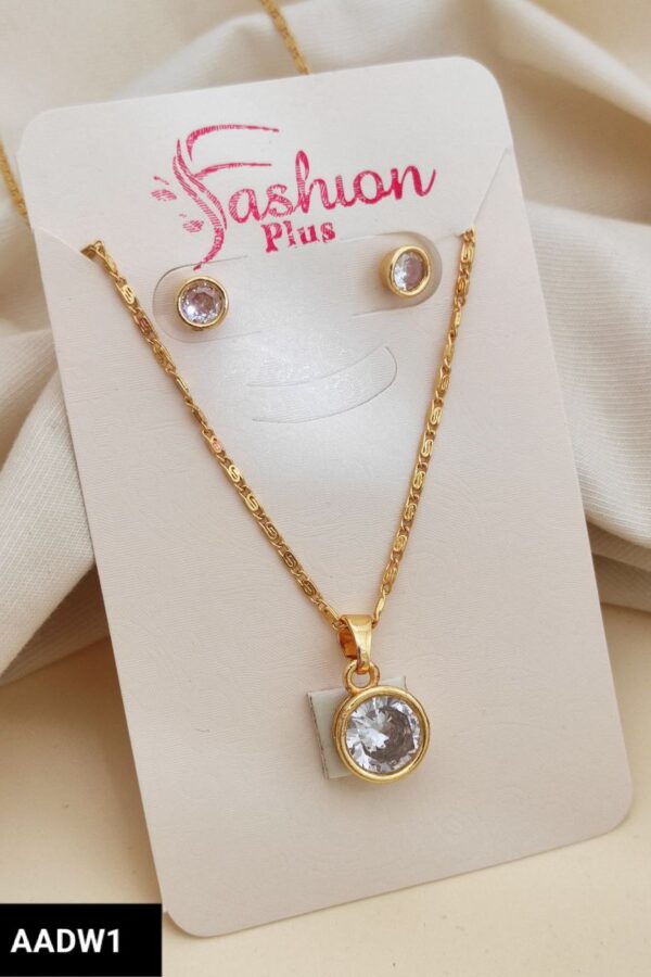 AADW1 Exquisite Fancy Necklace with Studs